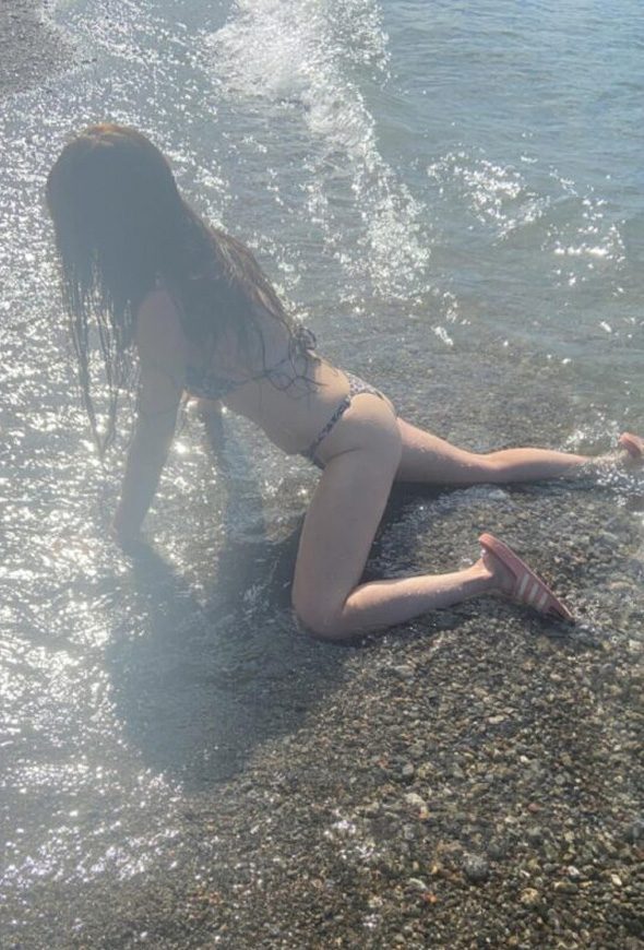 Phoenix - Ashleys Escorts - Niagara Escort Girlfriend Experience GFE